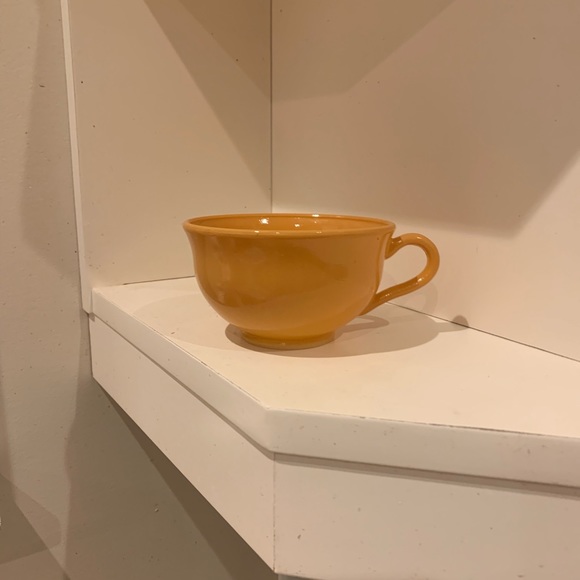 RARE Vintage teacups. Set of 3 in striking colours. $30 - Picture 8 of 8